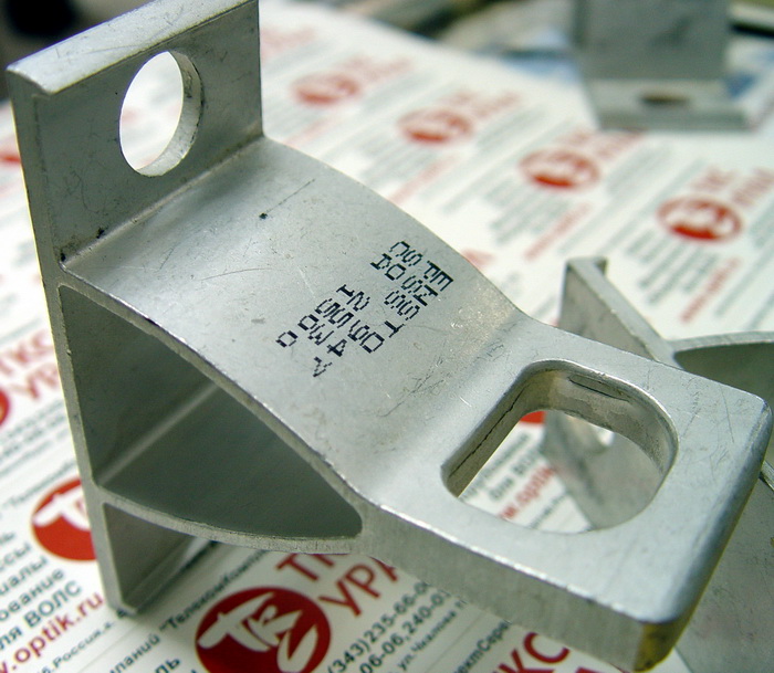 Узел крепления натяжной 22Кн Ensto SO 253 Узел крепления натяжной 22Кн Ensto SO 253