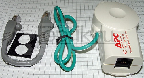  Ethernet 10/100/1000, PoE APC ProtectNet